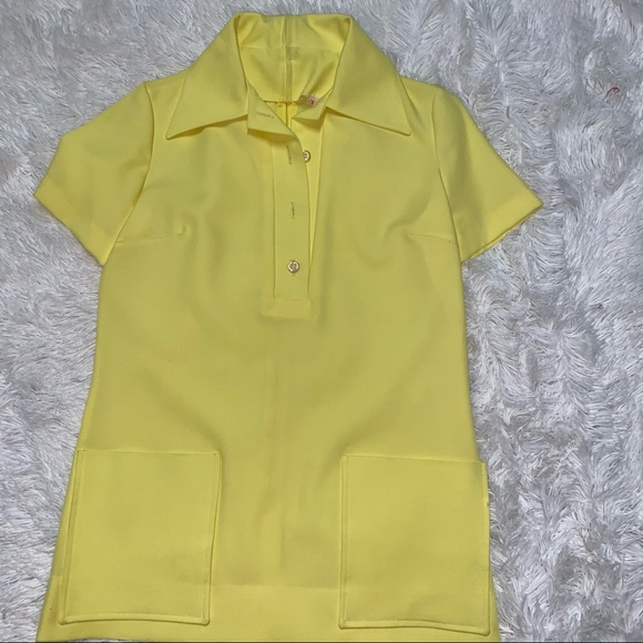 Gorgeous Vintage Yellow Two Piece Pant Suit - Picture 2 of 4